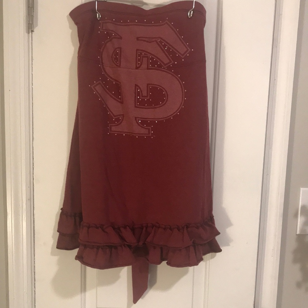 Cute, M dress. Ties in back. Adorable!